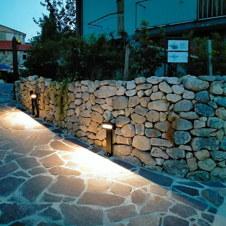 Borgo Del Piano -alloggio Pasquale- * Rapino